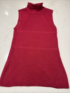 WHBM Sleeveless Turtleneck Knit Top - Dark Red Size M